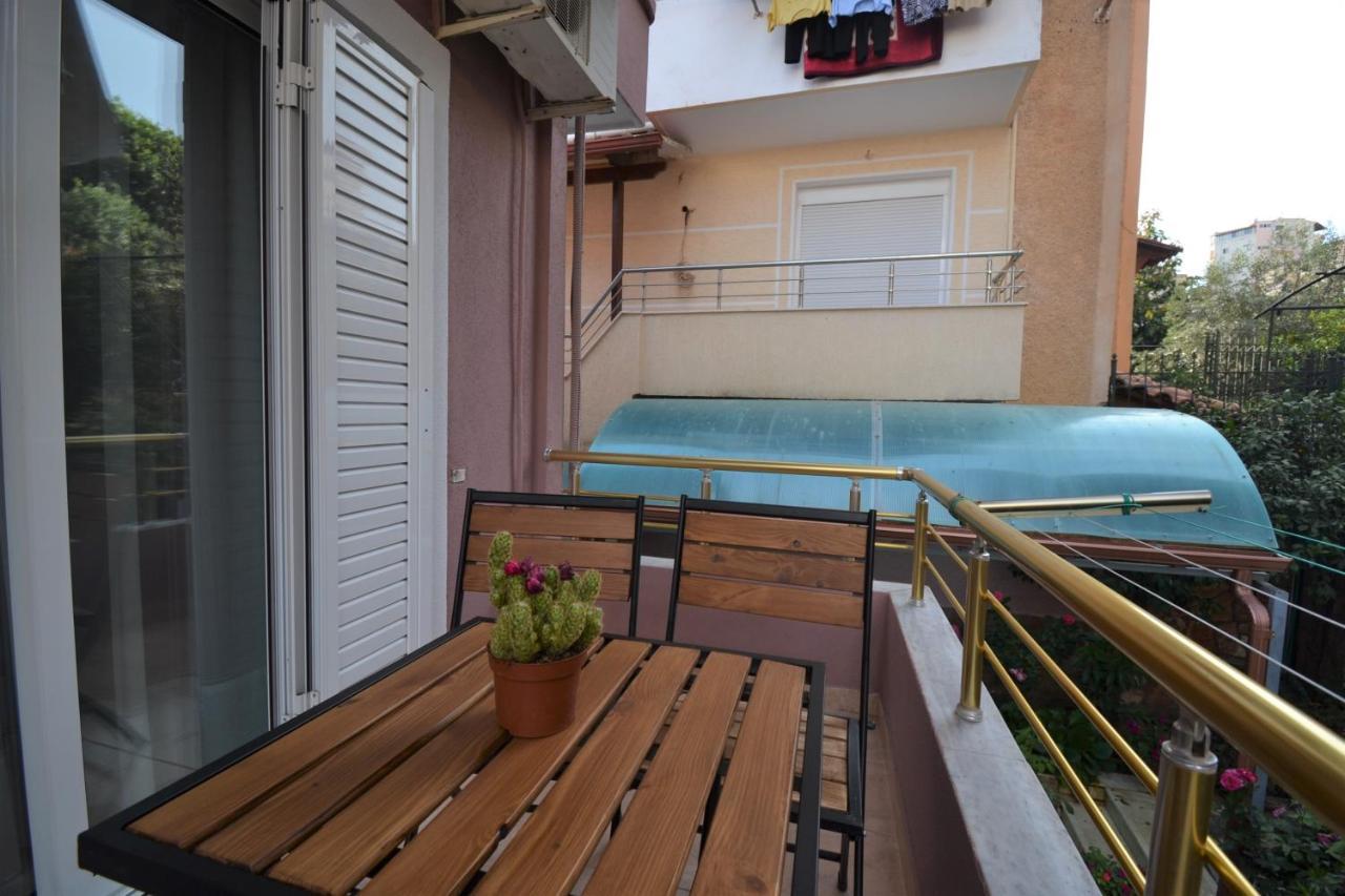 Little Cozy Apartment 1 Sarande Exterior photo